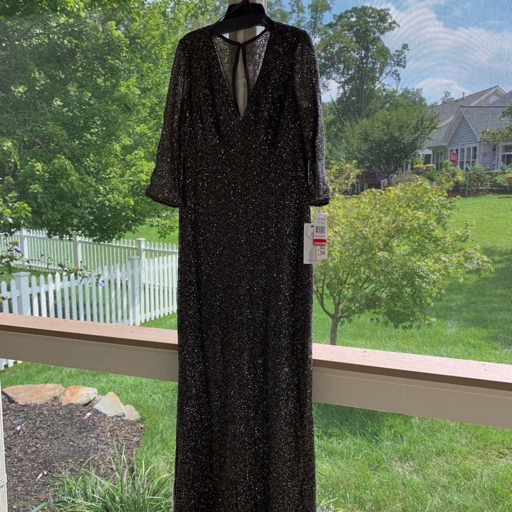 Kay Unger Gunmetal Sequin Evening Gown size 10